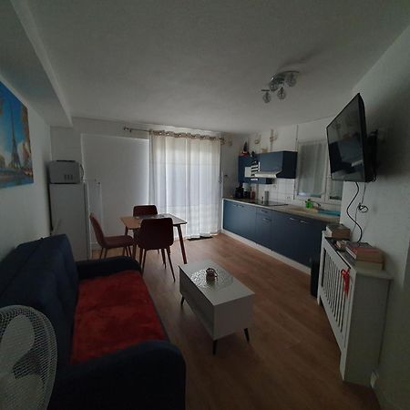 Studio Equipe Et Meuble St Cyprien Saint-Cyprien  Ngoại thất bức ảnh