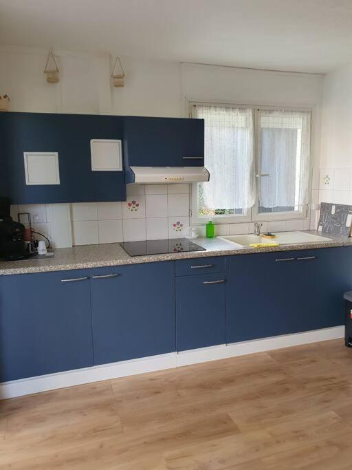 Studio Equipe Et Meuble St Cyprien Saint-Cyprien  Ngoại thất bức ảnh