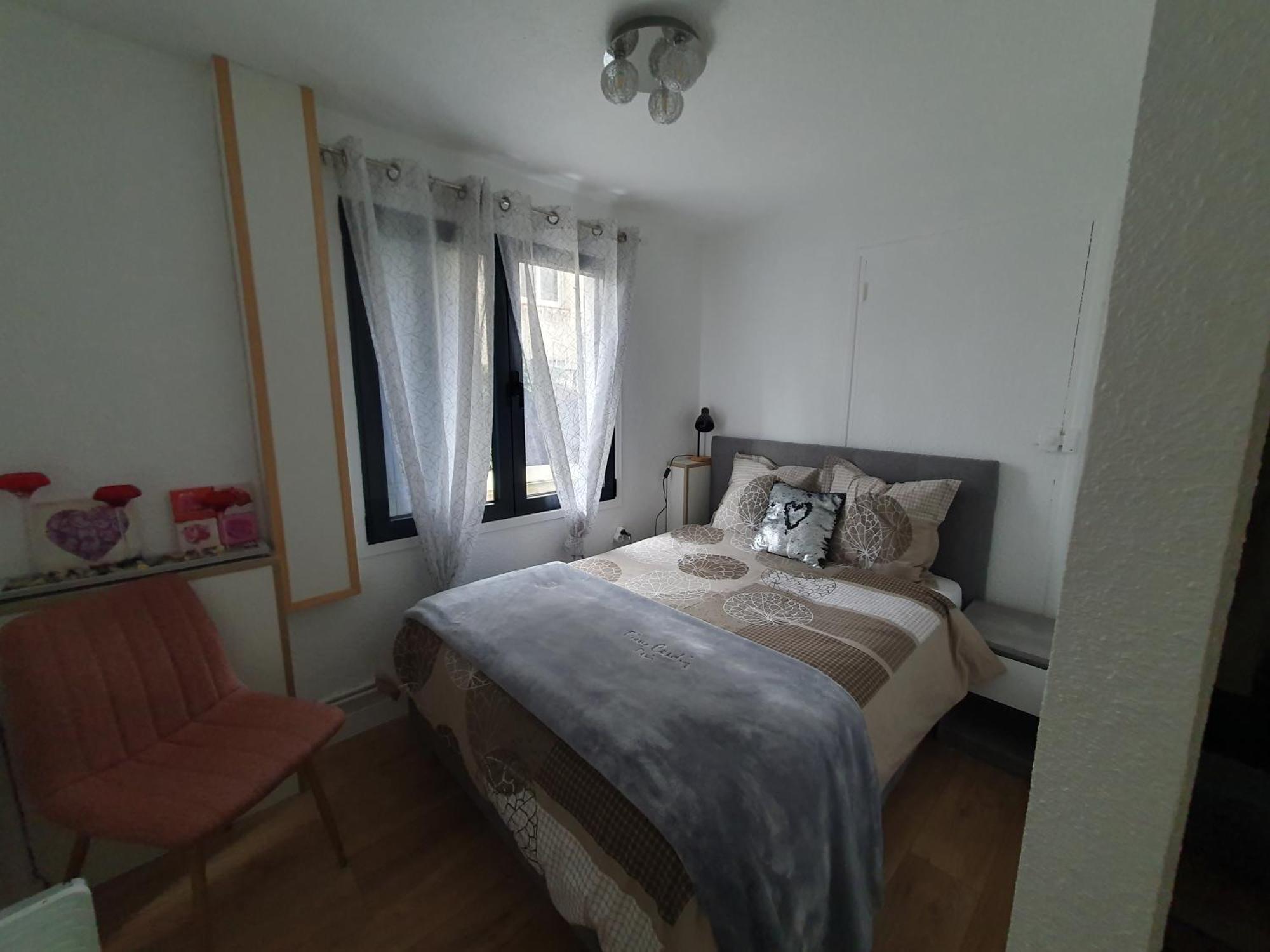 Studio Equipe Et Meuble St Cyprien Saint-Cyprien  Ngoại thất bức ảnh